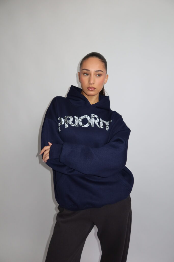 AW25 – PRIORITY SNAKEPRINT HOODIE – MARINE BLUE