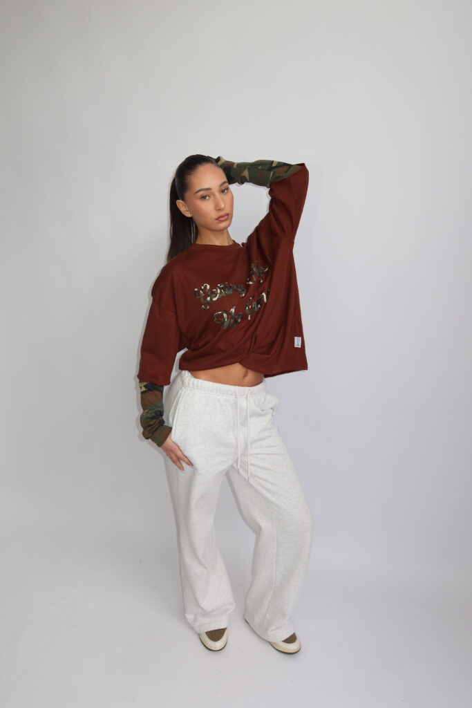AW25 – GETTING FLY IS MY THERAPY CAMO LONGSLEEVE – BROWN